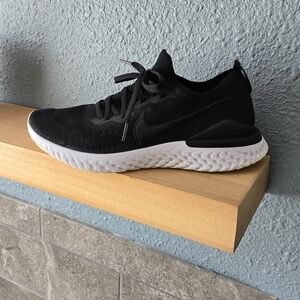 Nike Men's Black Epic React Flyknit 2 Athletic Shoes